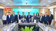 V-Green hợp tác triển khai hơn 3.000 tủ đổi pin xe máy điện tại hệ thống cửa hàng xăng dầu PVOIL