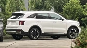 Kia Sorento 2025 lộ diện không che tại Việt Nam