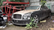 Những chiếc xe sang Bentley bị 