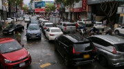 Hàng loạt ô tô chết máy chìm trong nước ở Đà Nẵng có được bồi thường?
