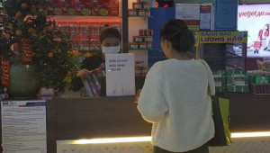 Bán khẩu trang 35.000 đồng/cái tại sân bay Nội Bài: Liệu có việc lợi dụng dịch viêm phổi Vũ Hán để trục lợi?