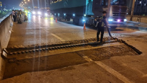 Cấm toàn bộ phương tiện lưu thông trên đường vành đai 3 trên cao vào ban đêm để sửa chữa