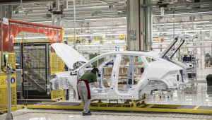 JLR đầu tư hơn 162 tỷ VNĐ để tái tạo trải nghiệm trong sản xuất