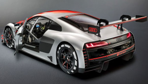 Audi đang xem xét phiên bản mạnh mẽ hơn của R8 với dẫn động cầu sau và kiểu dáng mới