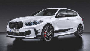 BMW M135i xDrive 2020 tăng cường tính thể thao với các bộ phận M Performance