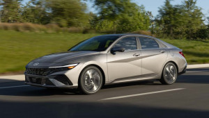 Hyundai Elantra 2024 ra mắt với thiết kế mới, nâng cấp công nghệ an toàn