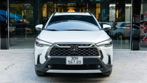 Toyota Corolla Cross mang biển “san bằng tất cả” được rao bán hơn 2 tỷ đồng