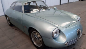 Phát hiện hàng hiếm Alfa Romeo sau 35 năm bị bỏ hoang tại Ý