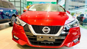 Chủ xe Nissan Almera “choáng váng” với báo giá đèn pha gần 50 triệu đồng từ hãng