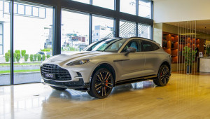 Aston Martin DBX707 - Siêu SUV mạnh nhất Việt Nam ra mắt, giá 21,8 tỷ đồng
