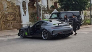 Chủ nhân siêu phẩm Mercedes-AMG GT R Pro độc nhất tại Việt Nam có thể đã lộ diện