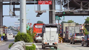 Lái xe bức xúc “tố” tài khoản thu phí không dừng có tiền mà không thể qua trạm BOT