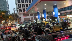 Bộ Tài chính ”chốt” đề xuất giảm thuế bảo vệ môi trường 2.000 đồng/lít xăng