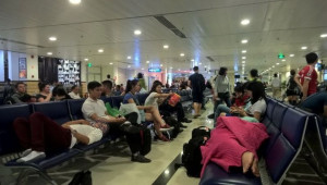 Xử phạt nghiêm hãng hàng không dồn chuyến bay, bán vé không đúng
