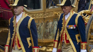 Vì sao Vua Hà Lan dừng sử dụng cỗ xe ngựa dát vàng?