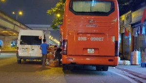 Xe khách Nghệ An, Hà Tĩnh xé rào, vượt tuyến hoạt động rầm rộ quanh bến Mỹ Đình