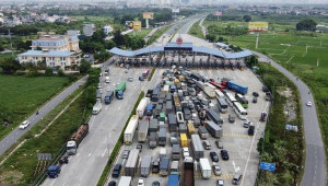 Xe chở hàng hóa muốn đi qua hoặc vào Hà Nội di chuyển như thế nào?