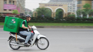 Hà Nội sẽ cấp mã xác nhận cho 6.000 shipper giao hàng trong thời gian giãn cách