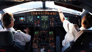 Đưa người lạ vào buồng lái và cái kết buồn cho nhiều phi công