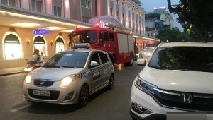 Làm sao để tránh buồn ngủ khi ngồi sau vô lăng?