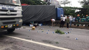 Hai vụ tai nạn liên tiếp trên quốc lộ 5, 8 người thương vong