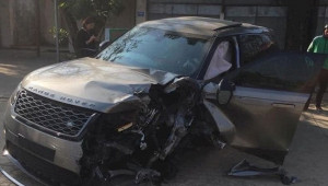 Xế sang Range Rover va chạm liên hoàn với 4 ô tô, xe máy