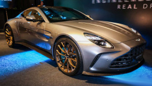 Aston Martin Vantage 2024 cập bến Đông Nam Á, giá bán từ 12,7 tỷ VNĐ