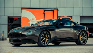 Cận cảnh siêu phẩm Aston Martin DB11 V8 Kopi Bronze đầu tiên cập bến Việt Nam