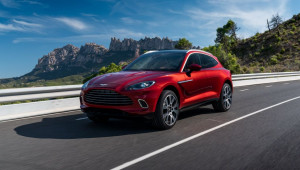 Aston Martin DBX sẽ sớm có phiên bản hiệu suất cao AMR với 600 mã lực