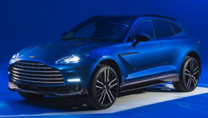 Aston Martin DBX707: SUV hạng sang mạnh nhất thế giới