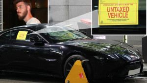 Siêu xe Aston Martin Vantage của thủ môn MU bị cảnh sát khoá bánh vì chưa đóng thuế