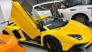 Bất ngờ về lai lịch của bộ đôi Lamborghini Aventador vừa đổ bộ nước bạn giữa mùa dịch