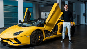 Paulo Dybala tậu Lamborghini Aventador sau mốc bàn thắng thứ 100 cho Juventus