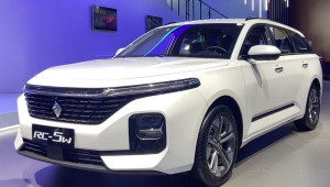 Baojun RC-5W hoàn toàn mới sang trọng không kém gì wagon của các thương hiệu cao cấp