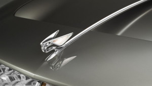Bentley mang biểu tượng Flying B trên nắp ca-pô trở lại, bắt đầu với Flying Spur mới