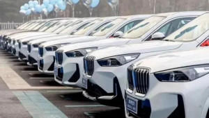 Công ty chơi lớn thưởng Tết nhân viên bằng…xe BMW