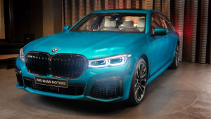 Có lẽ Atlantis Blue là màu sơn đẹp nhất trong bảng màu của BMW
