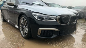 HOT: Sedan hạng sang BMW M760Li xDrive G12 đầu tiên về Việt Nam
