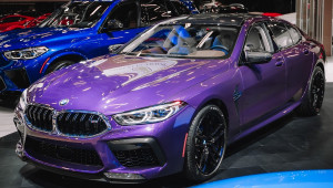 Cận cảnh BMW M8 Gran Coupe trong lớp áo Tím Hoàng hôn độc quyền