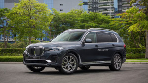 Quyết đấu xe nhập tư, BMW X7 chính hãng giảm giá cả tỷ đồng