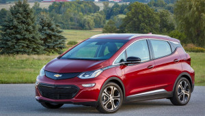 Chủ xe Chevrolet Bolt chờ 4 năm để được thay thế pin có nguy cơ cháy nổ