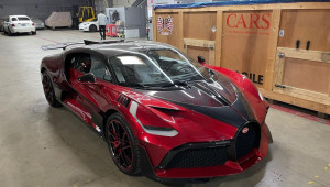 Siêu phẩm Bugatti Divo đầu tiên của năm 2021 tới tay chủ nhân: Quá chất nhưng 