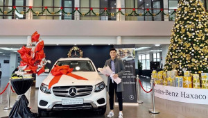 Thủ môn Bùi Tiến Dũng chính thức đón Mercedes-Benz GLC 250