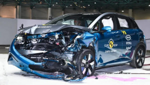 BYD Seal và Dolphin vượt qua nhiều thử thách khó, đạt xếp hạng 5 sao từ ANCAP