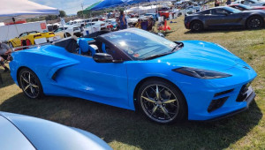 Nếu định mua Chevrolet Corvette Convertible C8, bạn nên đặt hàng với những tùy chọn này