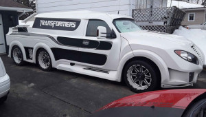 Chiêm ngưỡng chiếc xe độ phong cách Transformers siêu dị