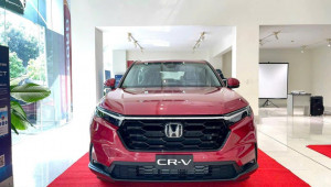 Honda CR-V 2024 tiếp tục được đại lý ưu đãi đến gần 120 triệu đồng