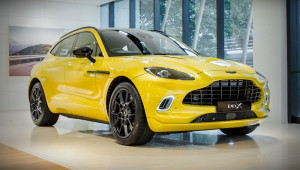 Aston Martin DBX Intrepid Aura ra mắt: Siêu SUV dành cho tín đồ thời trang với giá chỉ từ 5,4 tỷ VNĐ