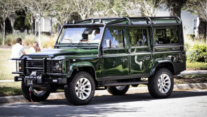 Cận cảnh pha “đập đi xây lại” trên biểu tượng off-road - Land Rover Defender
