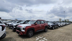 Lô Mitsubishi Destinator đầu tiên cập cảng Việt Nam, sẵn sàng cho màn ra mắt đầu tháng 12